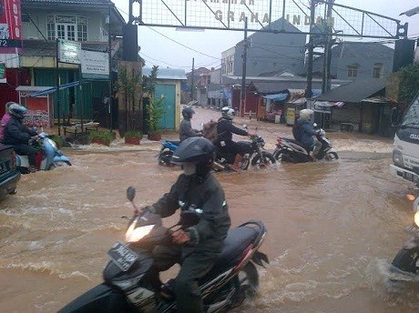 Horor Banjir Terus Rendam Perumahan di Bekasi