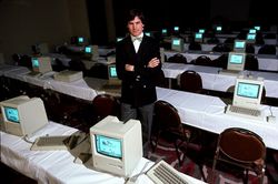 Deretan Foto Langka Steve Jobs