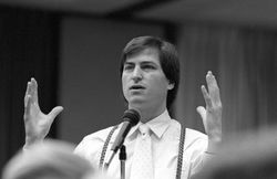 Deretan Foto Langka Steve Jobs