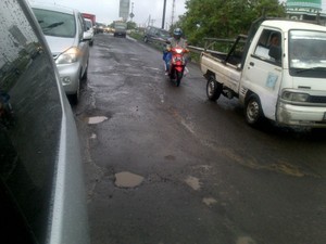Banjir di Welahan Jepara Surut, Tinggalkan Banyak Lubang di Jalan