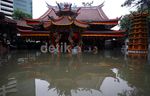 Vihara di Jakarta juga Kebanjiran