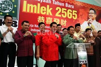 Wakil Ketua Umum DPP PKB Rusdi Kirana, Sekjen DPP PKB Imam Nahrawi, dan tokoh Tionghoa turut hadir dalam perayaan tersebut.