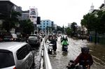 Jalan Tendean Terendam Banjir