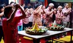 Warga Tionghoa di Yogya Doa Bersama