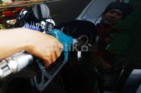 Hal ini dilakukan dalam rangka merayakan hari raya Imlek.