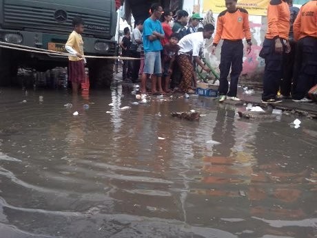 Air dari Katulampa Sudah Sampai di Kampung Pulo