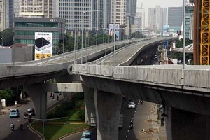Pesona yang Melenakan di Atas JLNT Casablanca