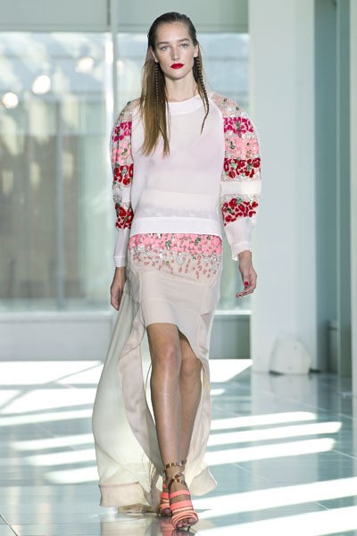 Antonio Berardi. Spring/Summer 2014. london Fashion Week ss 2014. [Photo by Ben A. Pruchnie/Getty Images]