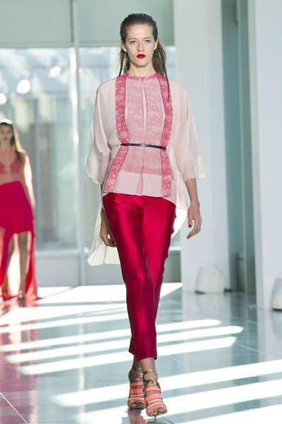 Antonio Berardi. Spring/Summer 2014. london Fashion Week ss 2014. [Photo by Ben A. Pruchnie/Getty Images]