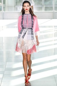 Antonio Berardi. Spring/Summer 2014. london Fashion Week ss 2014. [Photo by Ben A. Pruchnie/Getty Images]