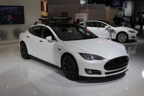 Mobil Listrik Tesla Bermasalah di Suhu Dingin
