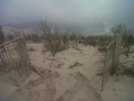 Begini Aneka Kerusakan Akibat Terjangan Awan Panas Sinabung