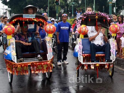 Anak Amien Rais Luncurkan Becak Listrik di Yogya