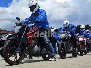 Pada Kecepatan Berapa Motor Bisa Irit Bensin?