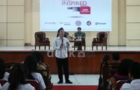     Aulia Ndoyo, sarjana perikanan dari Universitas Brawijaya, Malang. Aulia juga salah seorang pengurus Klinik Asuransi Sampah yang didirikan Gamal Albinsaid, seorang dokter muda dari Universitas Brawijaya.