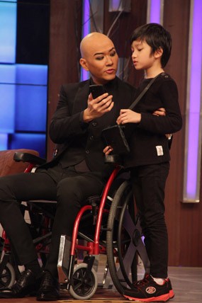 Cerita Haru Azka Beri Semangat Deddy Corbuzier