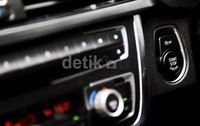  Untuk menyalakan mesin kapasitas 1.997 cc cukup menekan tombol di balik kemudi.