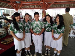 Tiba di SMPN 1 Kuningan, SBY Disambut Lagu Ciptaannya Mentari Bersinar