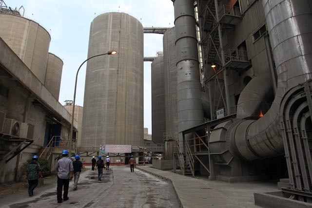 Semen Indonesia Bangun 2 Pabrik Baru Rp 7,5 Triliun