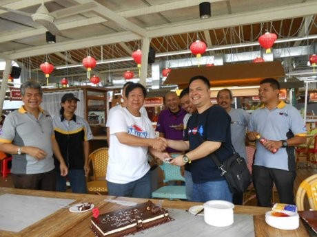 Komunitas Datsun Rayakan Ultah di Sentul