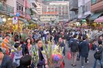 Beginilah Lautan Manusia Saat Imlek di Hong Kong