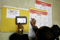 Dari empat paket ini nilai pagu anggarannya sebesar Rp 24.608.364.000 dan total HPS sebesar Rp 20.683.350.191. Total harga penawaran sebesar Rp 16.275.365.574. Sehingga penghematan APBN sebesar Rp 4.407.984.616.     