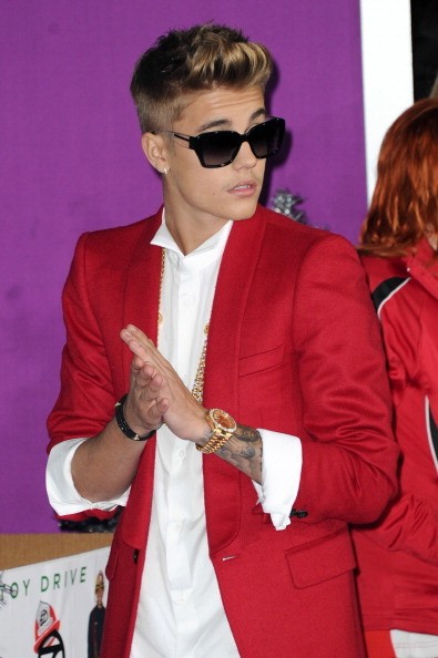 Video Seks Justin Bieber dengan 2 Penari Bugil Tersebar di Internet