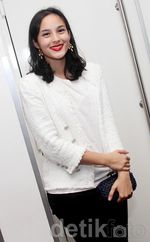 Si Cantik Chelsea Islan Tampak Dewasa