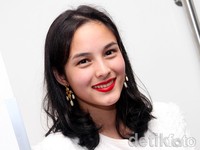 Chelsea Elizabeth Islan tampak dewasa saat ditemui di Grand Indonesia, Jakarta Pusat, Senin (3/2/2014) malam. Gus Mun/detikHOT.