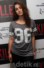 Rambut Berantakan Alexandra Gottardo