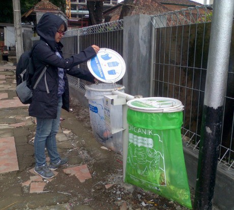 Dewan Minta Pemkot Evaluasi Tong Sampah Plastik