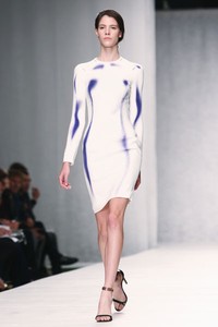 Marios Schwab. Spring/Summer 2014. London Fashion Week 2014. [Photo by Tim P. Whitby/Getty Images]