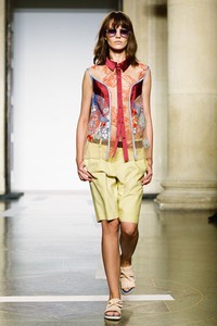 Jonathan Saunders, Spring/Summer 2014. London Fashion Week 2014. [Photo by Samir Hussein/Getty Images]