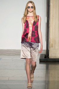 Jonathan Saunders, Spring/Summer 2014. London Fashion Week 2014. [Photo by Samir Hussein/Getty Images]