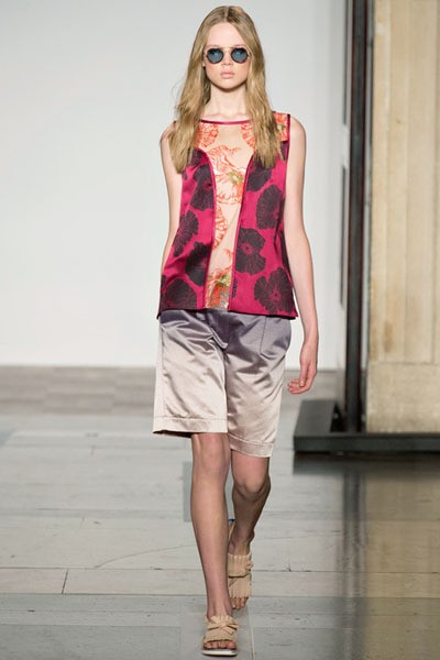 Jonathan Saunders, Spring/Summer 2014. London Fashion Week 2014. [Photo by Samir Hussein/Getty Images]