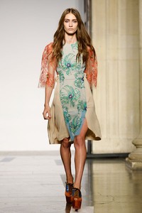 Jonathan Saunders, Spring/Summer 2014. London Fashion Week 2014. [Photo by Samir Hussein/Getty Images]