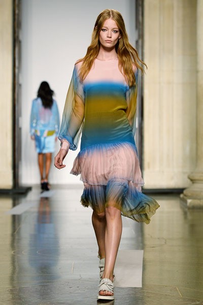 Jonathan Saunders, Spring/Summer 2014. London Fashion Week 2014. [Photo by Samir Hussein/Getty Images]