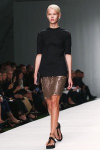 Marios Schwab. Spring/Summer 2014. London Fashion Week 2014. [Photo by Tim P. Whitby/Getty Images]