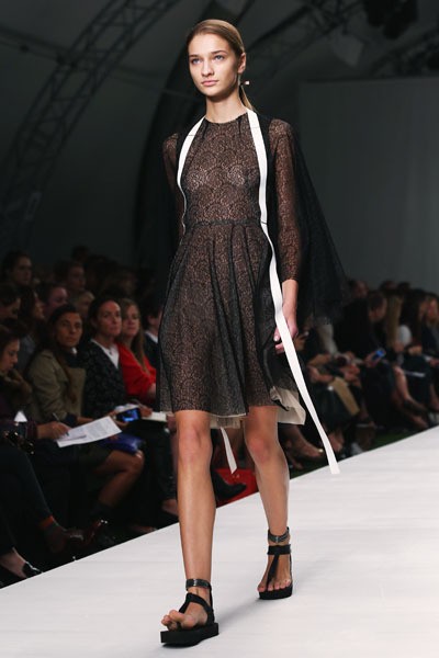 Marios Schwab. Spring/Summer 2014. London Fashion Week 2014. [Photo by Tim P. Whitby/Getty Images]