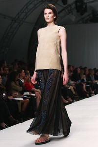 Marios Schwab. Spring/Summer 2014. London Fashion Week 2014. [Photo by Tim P. Whitby/Getty Images]