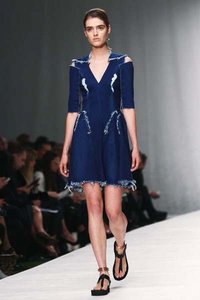 Marios Schwab. Spring/Summer 2014. London Fashion Week 2014. [Photo by Tim P. Whitby/Getty Images]