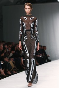 Marios Schwab. Spring/Summer 2014. London Fashion Week 2014. [Photo by Tim P. Whitby/Getty Images]