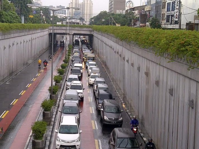 Banjir, Lalin di Kemayoran Macet Total