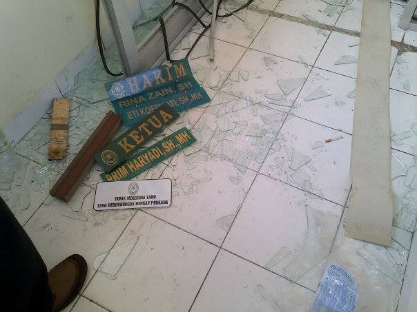 Rusak Kantor PN Depok, 2 Anggota Ormas PP Divonis 5 Bulan Penjara