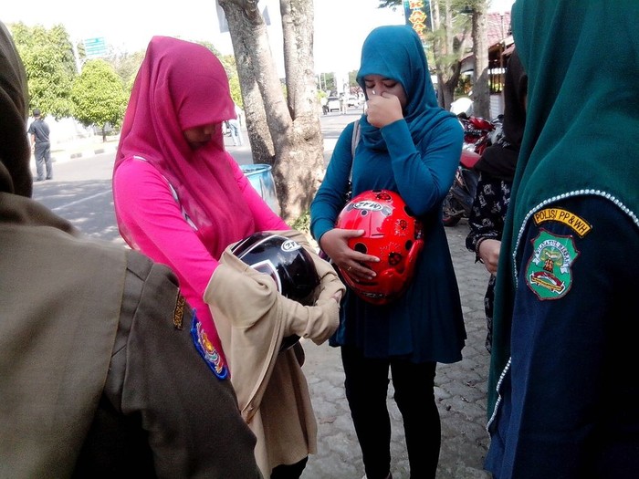 2 Pria dan 59 Wanita Bercelana Ketat Terjaring Razia di Aceh