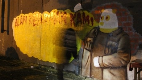 Berbagi Ruang dengan Komunitas Serrum