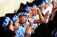 Mereka datang untuk memberikan dukungan kepada peserta debat capres konvensi Partai Demokrat.