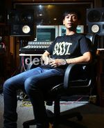 Rian dMasiv Ciptakan Lagu untuk Amal