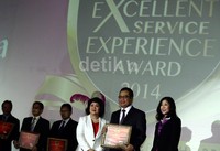  Direktur Pelayanan Garuda Indonesia Faiq Fahmi menerima penghargaan dengan kategori Airlines Cabin Service.