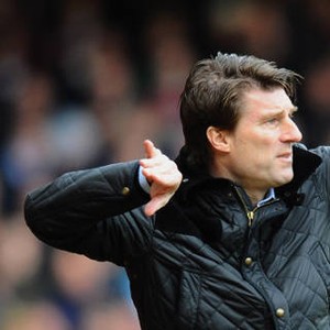 Laudrup dan Si Angsa yang Kian Buruk Rupa